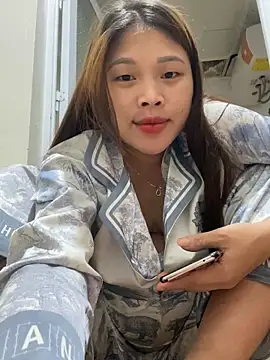 Emxinhka1 online show from 04-02-26, 05:30