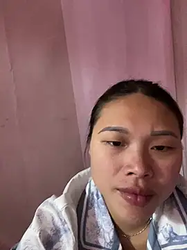 Emxinhka1 online show from 04-10-26, 12:01