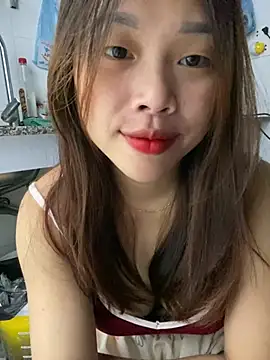 Emxinhka1 online show from 07-19-26, 12:52