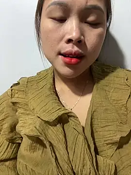 Emxinhka1 online show from 04-05-26, 03:30