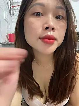Emxinhka1 online show from 08-01-26, 07:28