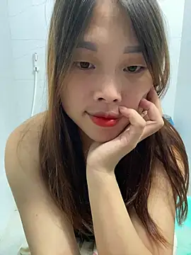 Emxinhka1 online show from 07-19-26, 02:36
