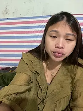 Emxinhka1 online show from 04-01-26, 01:51