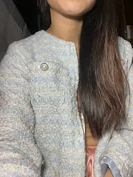 Snapshot of uyensexy chatting on 02-20-26, 06:43 uyensexy online show from 02-20-26, 06:43