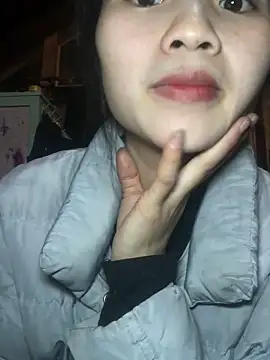 Snapshot of uyensexy chatting on 02-05-26, 03:46 uyensexy online show from 02-05-26, 03:46