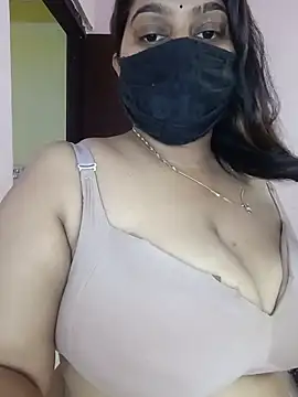 Aliya Hott online show from 05-18-26, 03:28