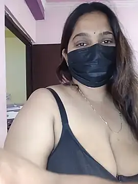 Aliya Hott online show from 06-15-26, 06:46