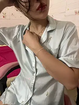 Moe-moex online show from 07-18-26, 03:59