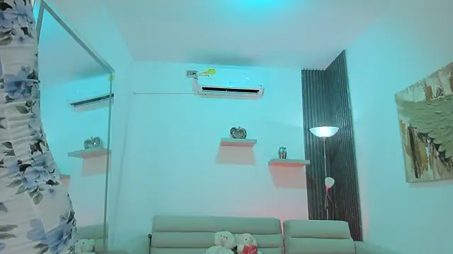 Snapshot of TAHIELA_ chatting on 02-03-26, 11:48 TAHIELA online show from 02-03-26, 11:48