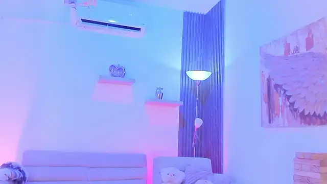 Snapshot of TAHIELA_ chatting on 02-10-26, 11:09 TAHIELA online show from 02-10-26, 11:09