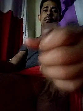 Snapshot of superred22 chatting on 02-13-26, 03:17 superred22 online show from 02-13-26, 03:17