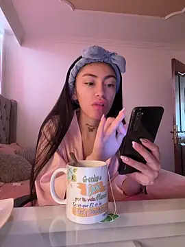 Bonny Eva online show from 05-26-26, 01:42