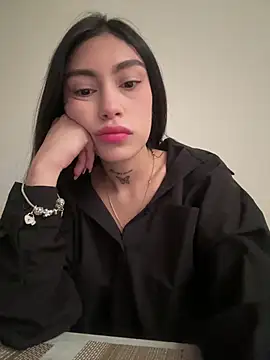 Bonny Eva online show from 06-03-26, 05:50