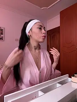Bonny Eva online show from 04-26-26, 03:31