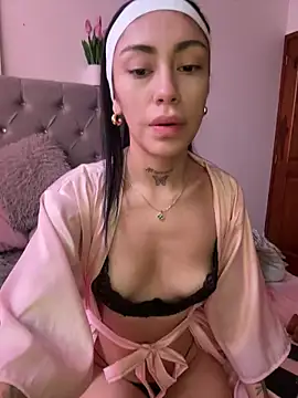 Bonny Eva online show from 02-15-26, 05:12