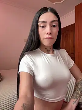 Bonny Eva online show from 04-27-26, 06:06