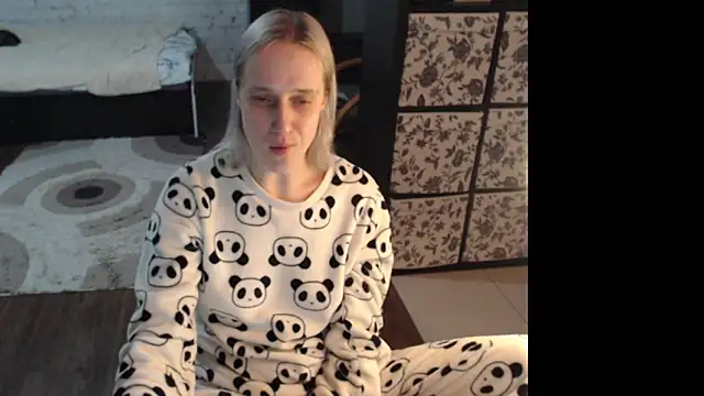 Your guilty pleasure1 online show from 02-27-26, 05:24