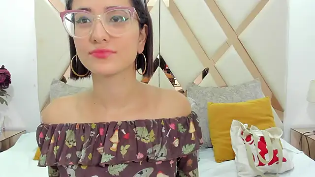 crystalstonee online show from 03-07-26, 09:20