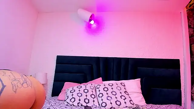 Dahliablack online show from 03-14-26, 04:13