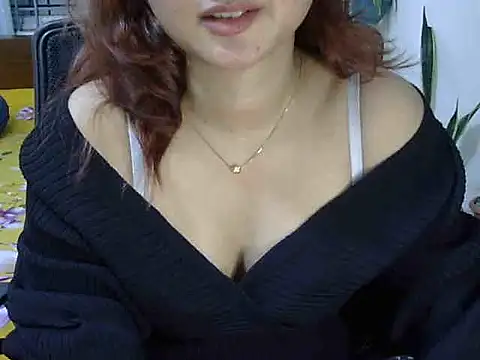 Snapshot of Maaya_khan chatting on 07-10-26, 05:57 Maaya khan online show from 07-10-26, 05:57
