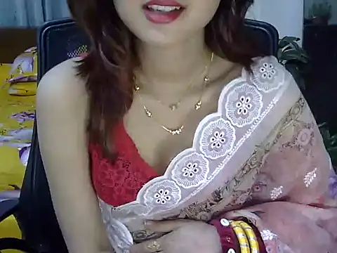 Maaya khan online show from 05-04-26, 04:43