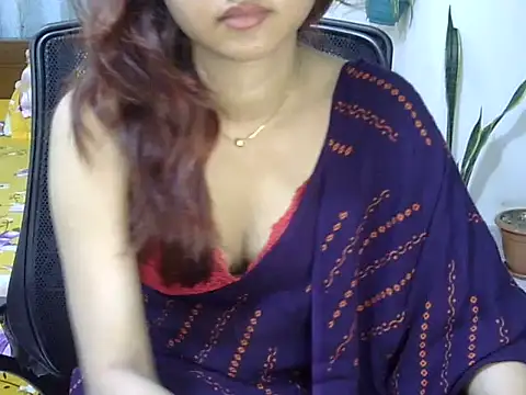 Snapshot of Maaya_khan chatting on 06-28-26, 02:34 Maaya khan online show from 06-28-26, 02:34