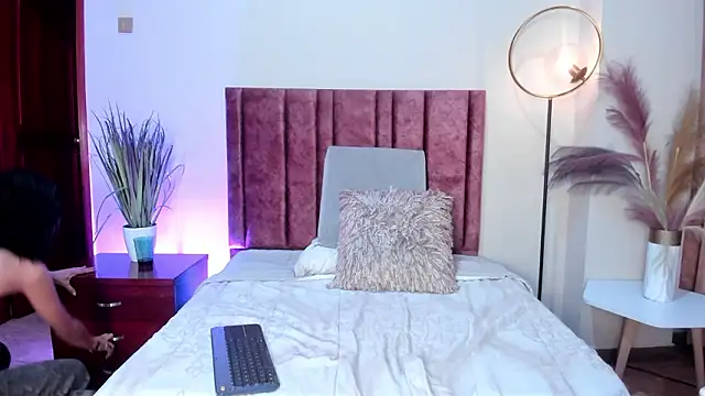 AylaStone online show from 02-19-26, 06:16