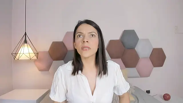 AnnaBroooks online show from 04-09-26, 11:55