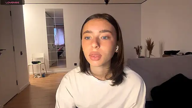 Snapshot of DeltaNorwoode chatting on 03-02-26, 06:03 DeltaNorwoode online show from 03-02-26, 06:03