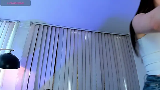 agata volkov online show from 02-18-26, 08:49