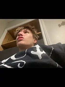 yourwhiteboy1 online show from 03-16-26, 06:17