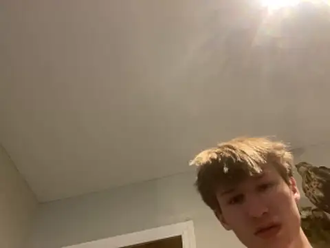 yourwhiteboy1 online show from 03-05-26, 01:02