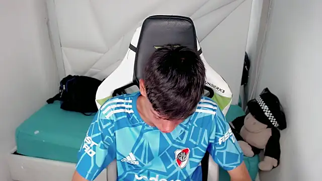 Liarr  online show from 02-28-26, 08:08