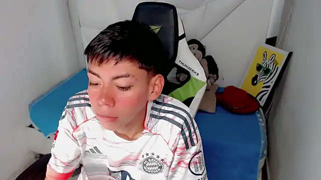 Liarr  online show from 02-06-26, 08:05