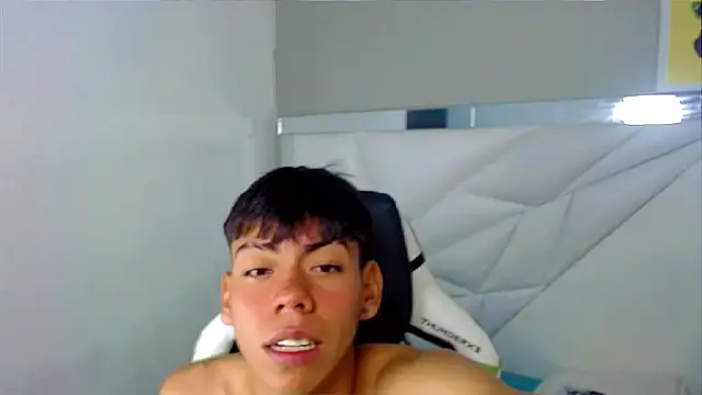 Liarr  online show from 04-16-26, 09:39