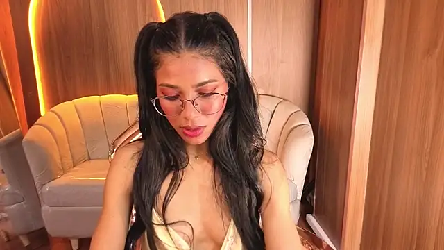 Alina b  online show from 04-14-26, 08:03