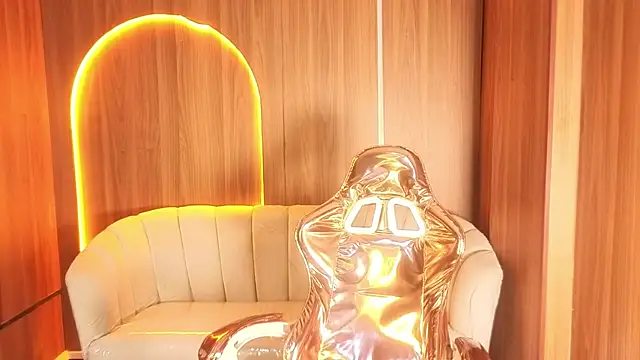 Alina b  online show from 04-06-26, 07:59