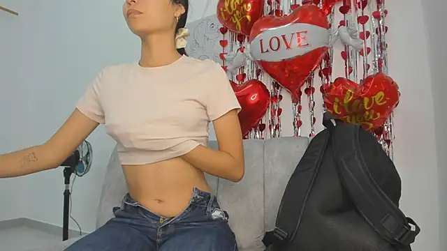 Snapshot of velvetluna_ chatting on 02-20-26, 11:12 velvetluna online show from 02-20-26, 11:12