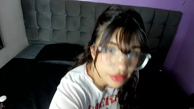 Snapshot of Katty_Kiiss_ chatting on 02-05-26, 03:46 Katty Kiiss online show from 02-05-26, 03:46