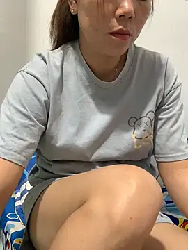 Baby-lovely69 online show from 04-02-26, 11:17