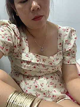 Baby-lovely69 online show from 02-04-26, 01:28