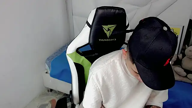 Black diamondd  online show from 02-11-26, 03:01