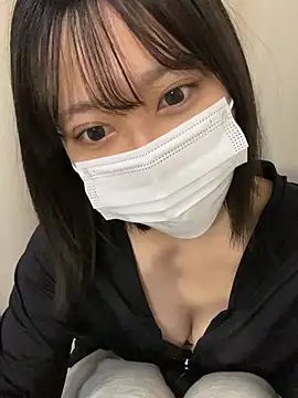 Snapshot of _m_u_ chatting on 02-18-26, 02:24 m u online show from 02-18-26, 02:24