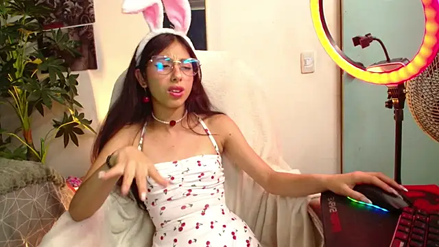 saphire  online show from 02-14-26, 12:49