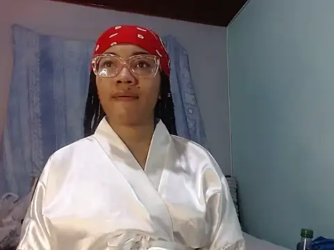 Snapshot of Sexy_Supermomm chatting on 02-26-26, 11:16 Sexy Supermomm online show from 02-26-26, 11:16