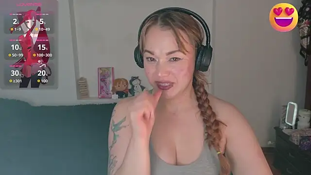 Tammy Parker online show from 04-25-26, 07:22