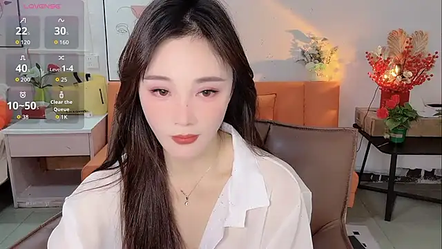 Snapshot of Lisa-295188 chatting on 02-06-26, 06:53 Lisa-295188 online show from 02-06-26, 06:53