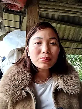 Ella-aa online show from 02-07-26, 04:53