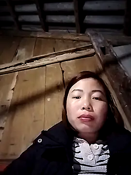 Ella-aa online show from 02-08-26, 10:57