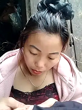 Ella-aa online show from 03-21-26, 09:03